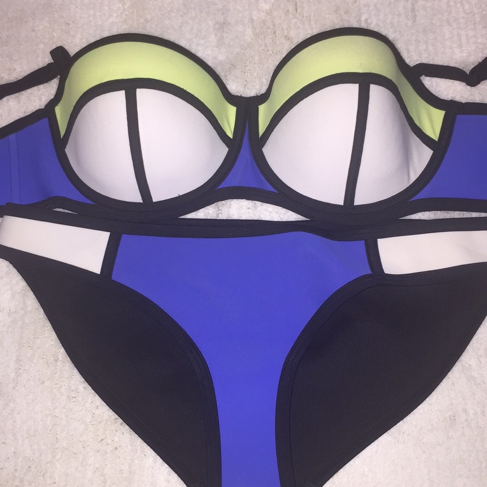 Triangle bathing suit